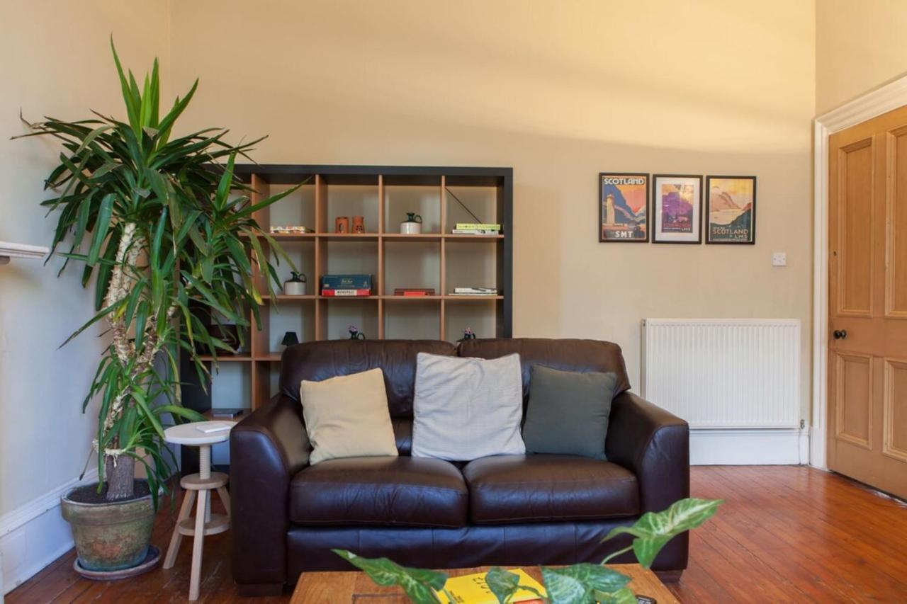 Amazing 4 Bedroom Apartment Just Off The Meadows Edinburgh Exterior photo