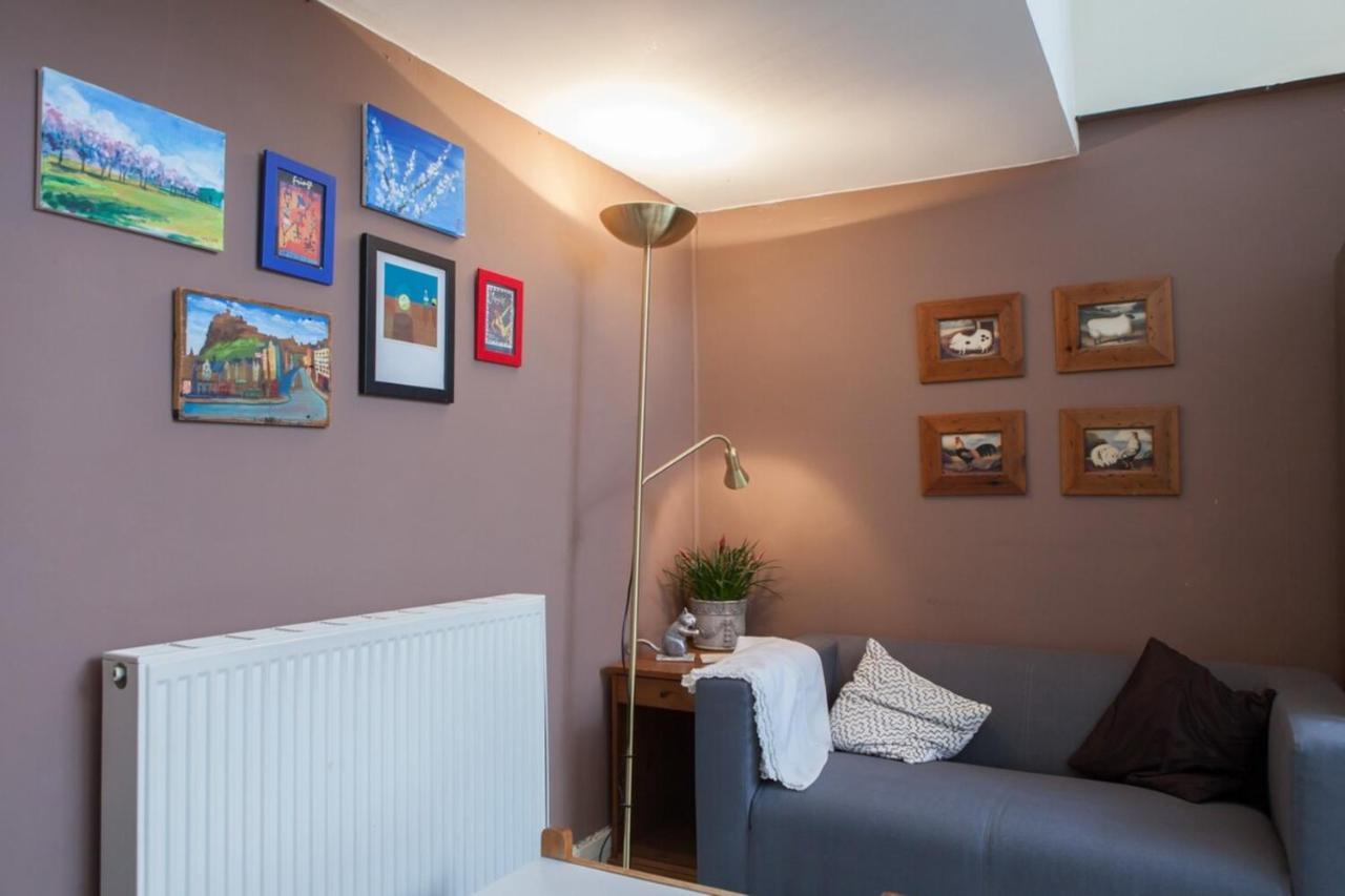 Amazing 4 Bedroom Apartment Just Off The Meadows Edinburgh Exterior photo
