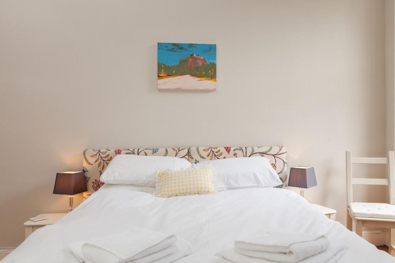 Amazing 4 Bedroom Apartment Just Off The Meadows Edinburgh Exterior photo