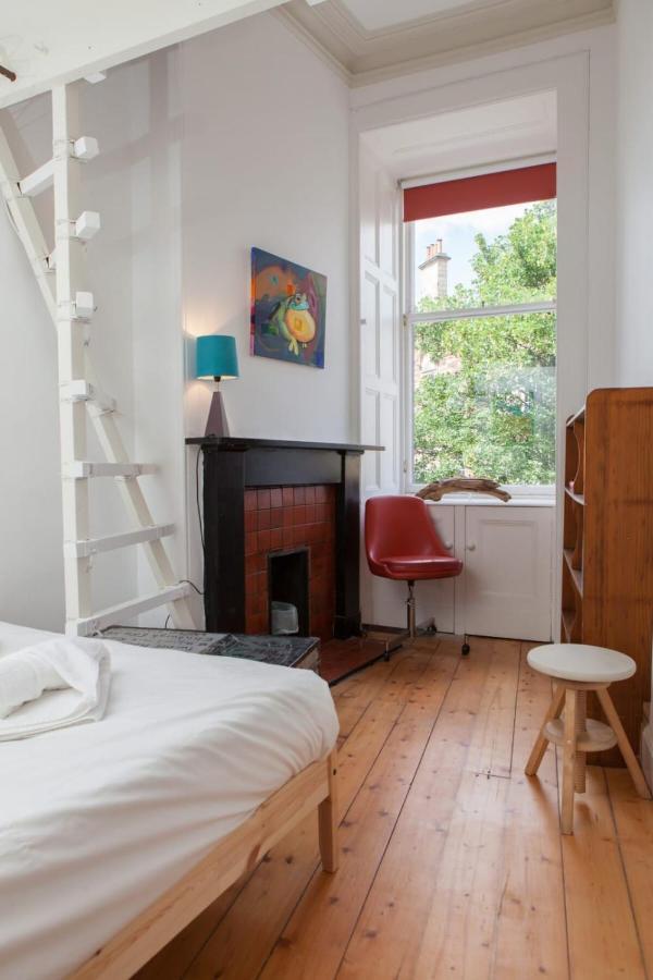 Amazing 4 Bedroom Apartment Just Off The Meadows Edinburgh Exterior photo