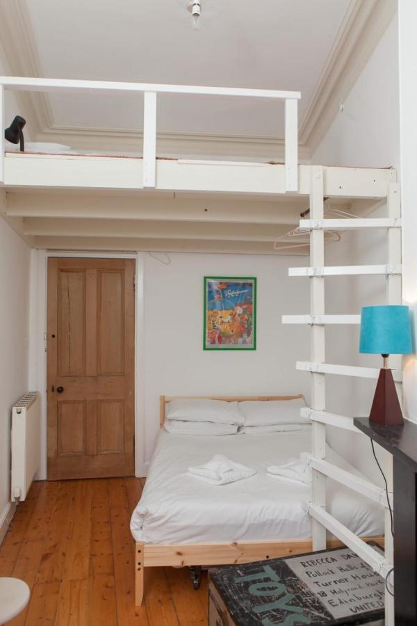 Amazing 4 Bedroom Apartment Just Off The Meadows Edinburgh Exterior photo